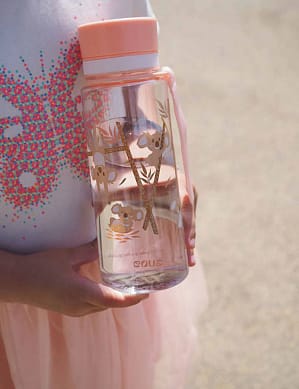 EQUA_Think-pink_BPA_FEATHER_PLAYGROUND_Free-400-600ml_SHOP_01_900x