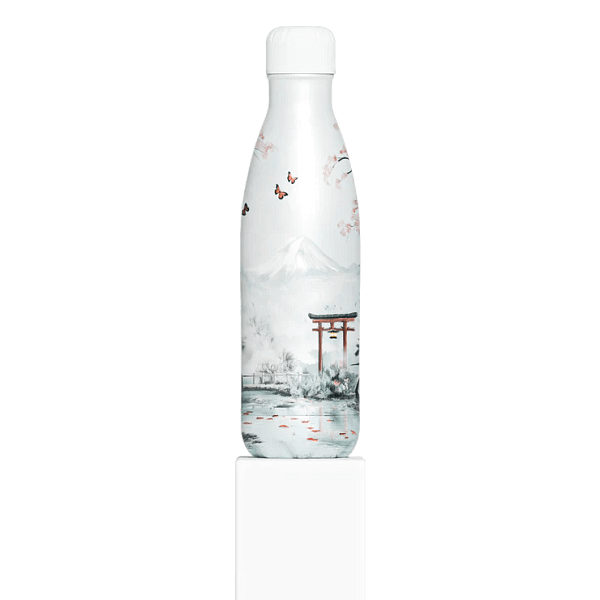 IZYBottlesxSakuraDreams-min IZYBottlesxSakuraDreams-min
