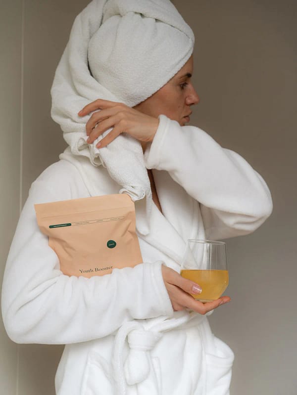 EQUA_Collagene_Petra-M_750x1000_SHOP_08_900x EQUA_Collagene_Petra-M_750x1000_SHOP_08_900x